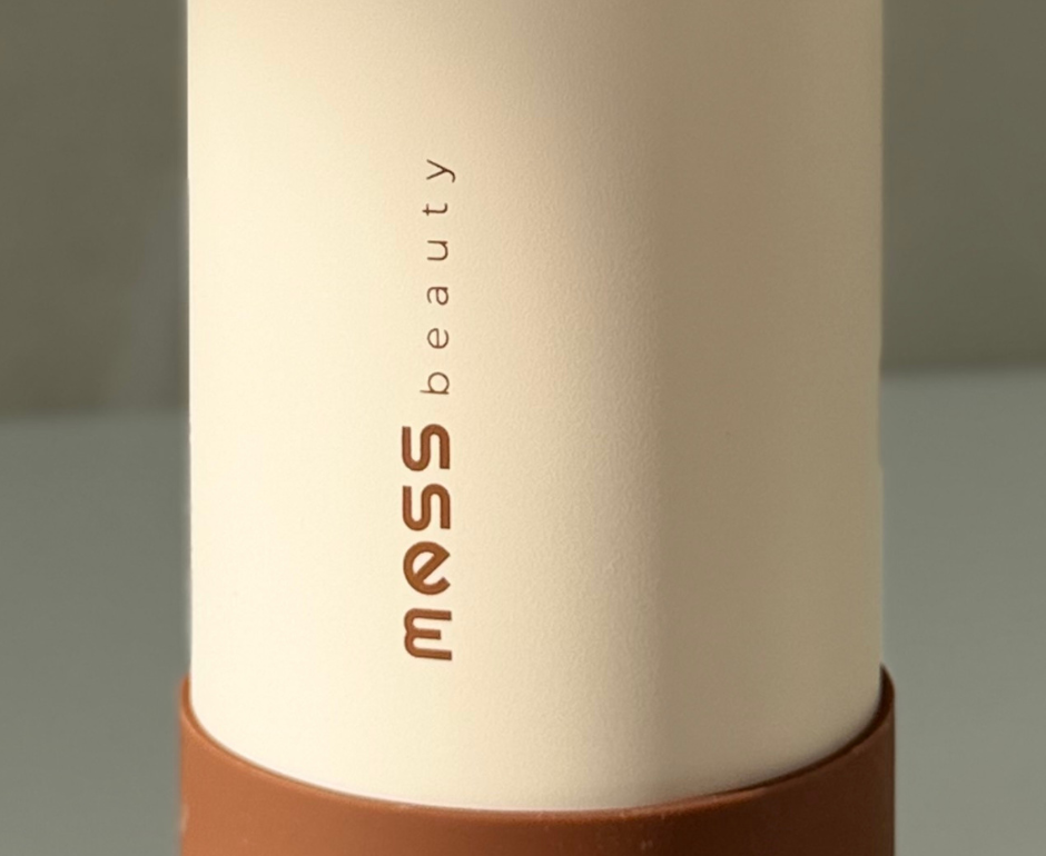 Butelka termiczna Mess Beauty pudrowy róż